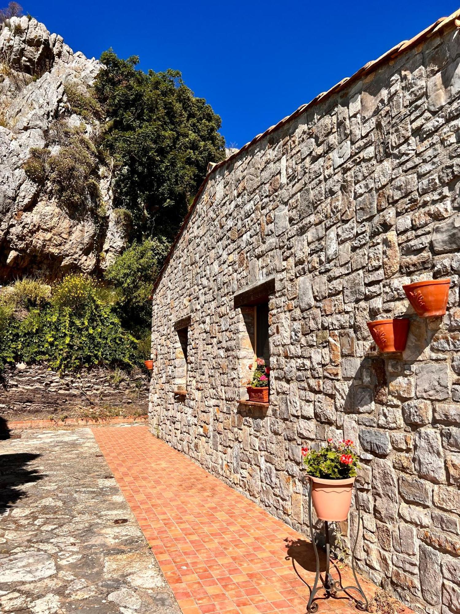 Vila Mandra Chiusilla Collesano Exteriér fotografie